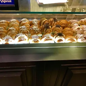 Alex's Couette-café