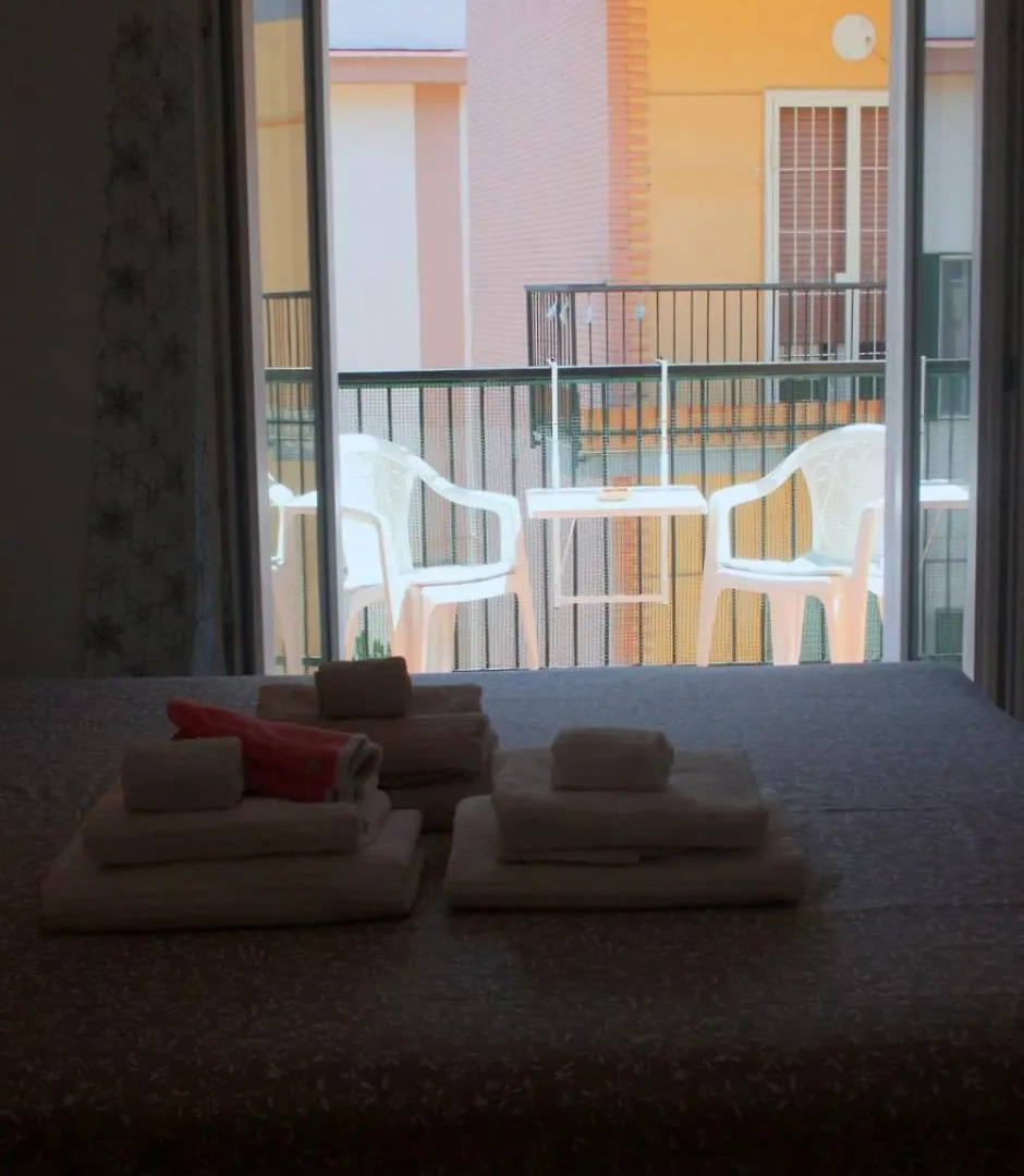 Pink Fox - Family Apartment - Portici Italy